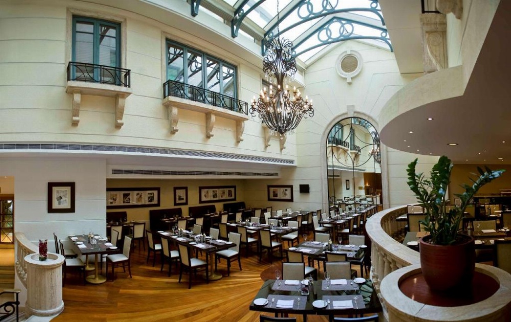 Radisson Blu Martinez Hotel Beirut